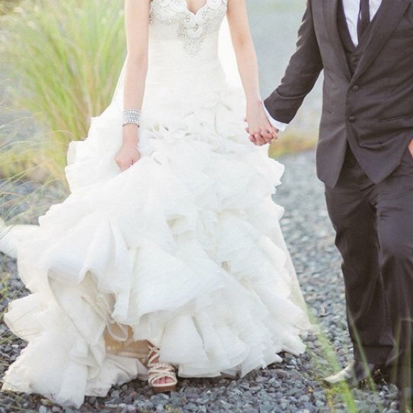 Wedding Dress - Picture 2 of 4