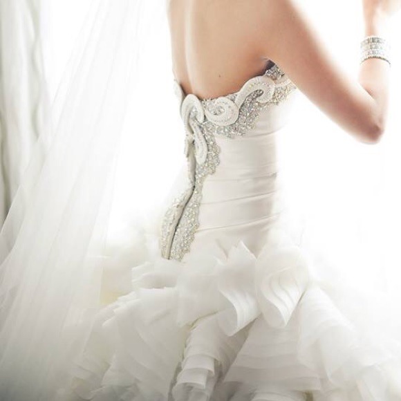 Wedding Dress - Picture 4 of 4