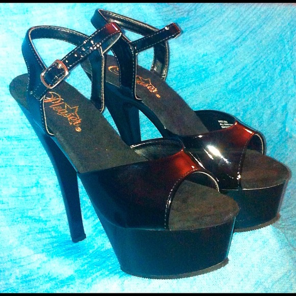 Pleaser black pumps