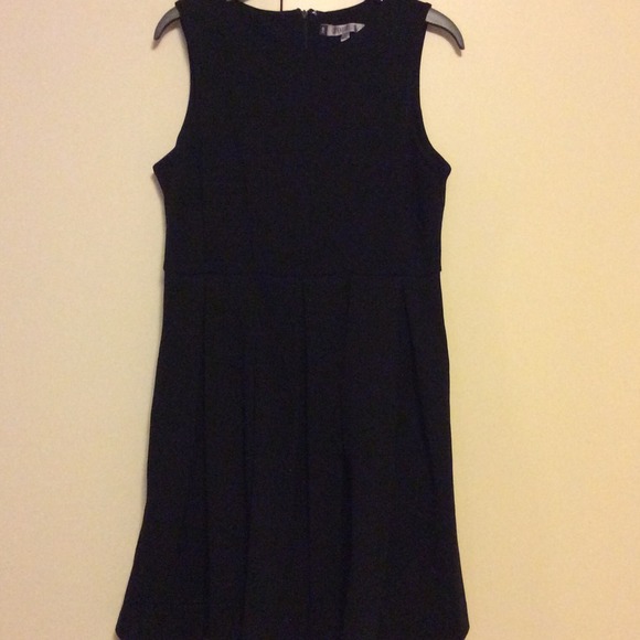 Short sleeved, black Jennifer Lopez Dress