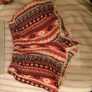 Patterned high wasted shorts