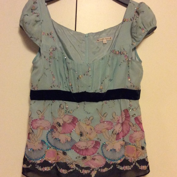 Lovely Nanette Lepore Top