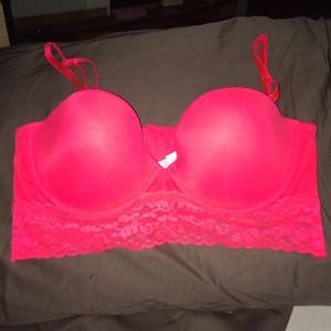 VS Pink Bra (2)