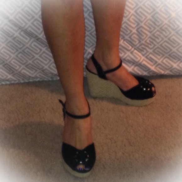 SALE! 9WEST - Blk Suede Ankles Strap Espadrilles