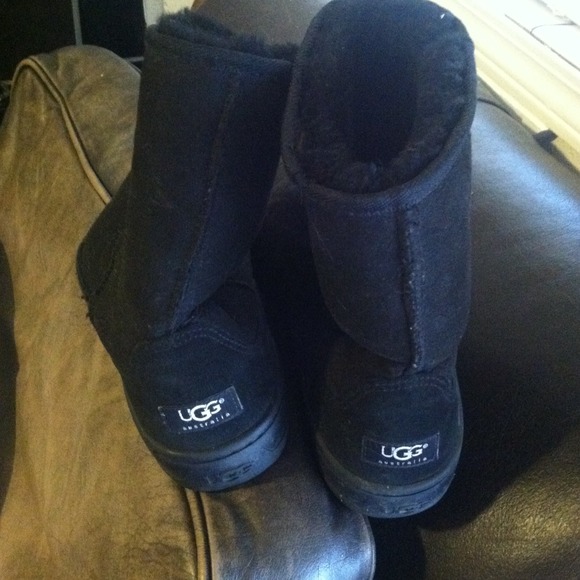 uggs - Picture 4 of 4