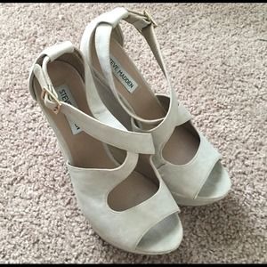 Steve Madden Wedges