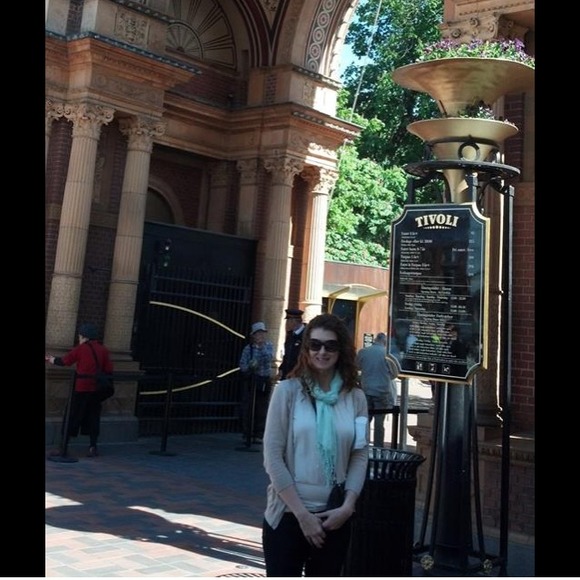 🎀Meet your buyer/seller!!🎀 - Picture 3 of 4