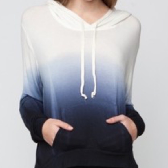 🚫Sold🚫Brandy Melville Ombre Layla Hoodie