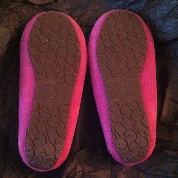 Hot pink Authentic Ugg mocassion - Picture 3 of 3
