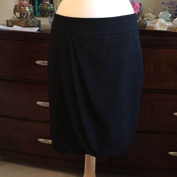 Above the knee skirt