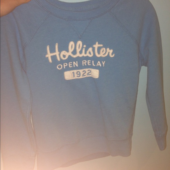 Holister fitted sweat shirt