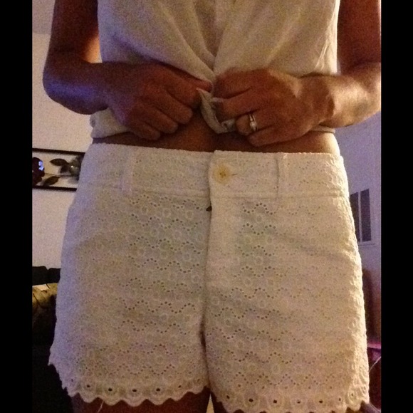 🎀 LILLY SHORTS!! 🎀 🙅🙅 ON HOLD 🙅🙅