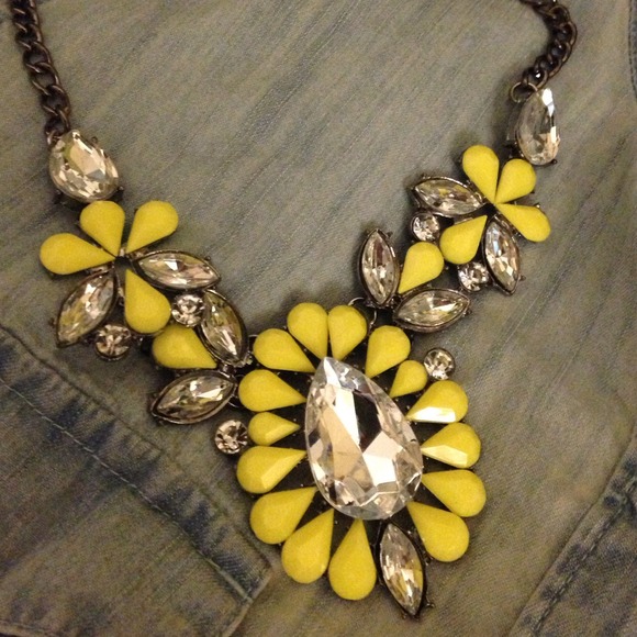 Wicked pretty yellow statement necklace