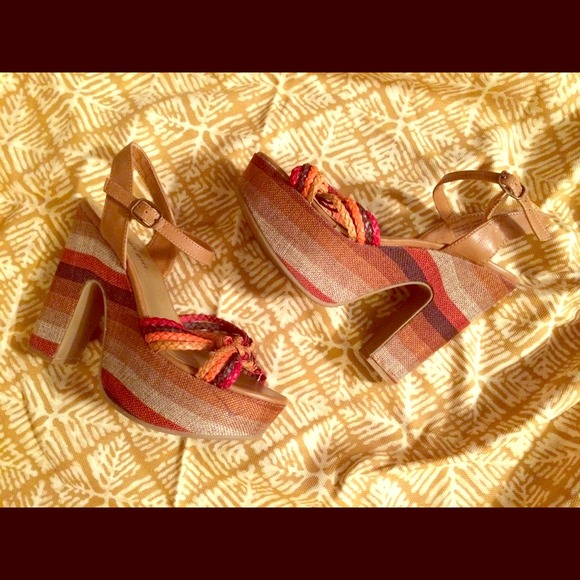 Madden Girl Amazing Platform Strappy Heels Size 7