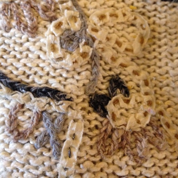 FP embroidered hooded knit sweater - Picture 3 of 4