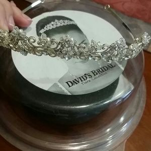 Perfect for Prom! Swarovski crystal tiara