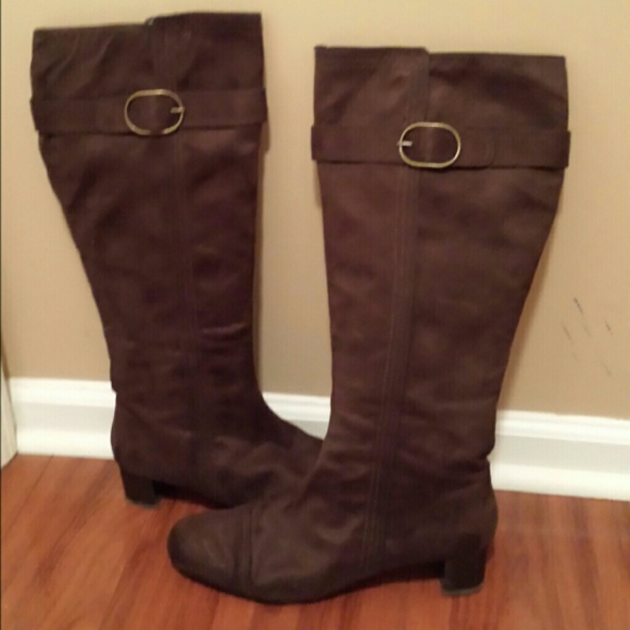 Brown Suede boots