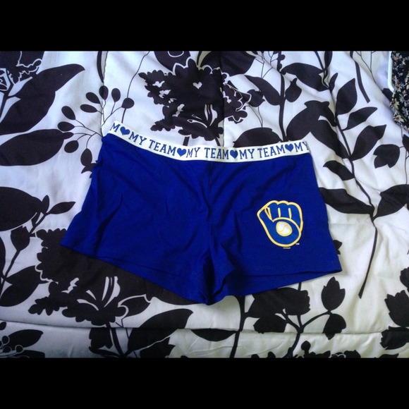Brewers shorts