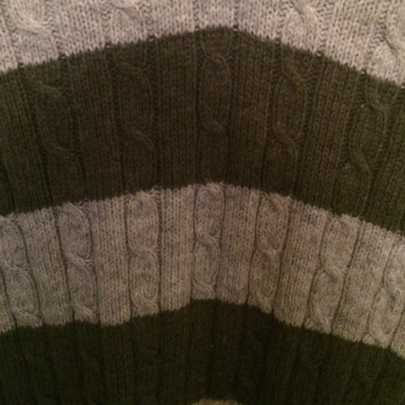 American Eagle Striped Sweater - Picture 4 of 4