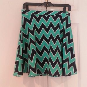 Brand New - Francescas Navy/Turquoise skirt.