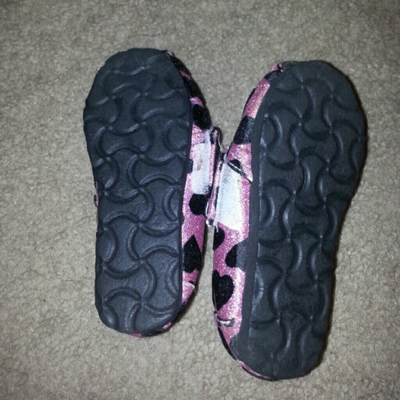 Toddler TOMS like shoes - Picture 3 of 4