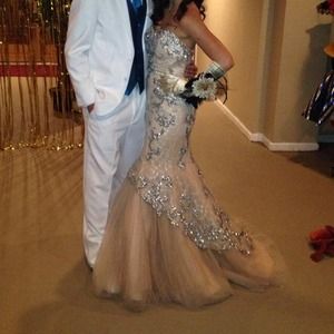 Sherri Hill Prom Dress, champagne, size 4