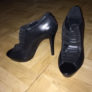 Jessica Simpson High Heels