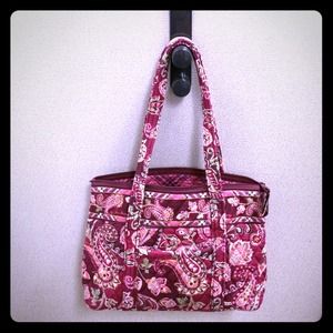 Authentic Vera Bradley w/ Small Cosm. Case