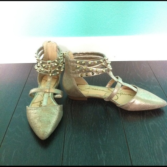 Jessica Simpson flats