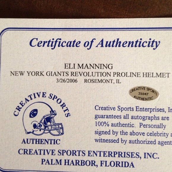 Eli manning autographed full size helmet - Picture 2 of 2