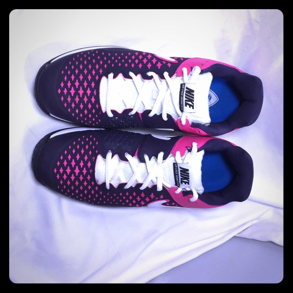 Nike Air Cage Advantage Tennis Shoes