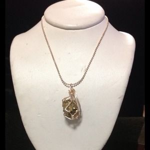 Pirita necklace