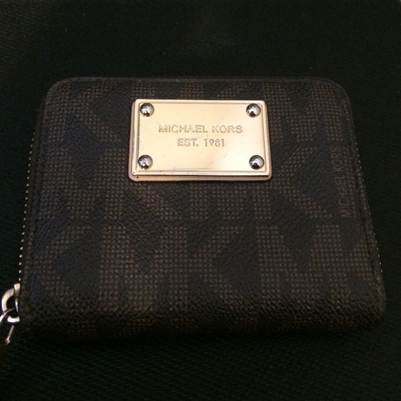 Michael Kors Wallet, brown. 100% Authentic 👍