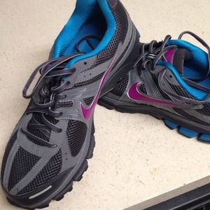 Nike zoom air size 10 sneakers