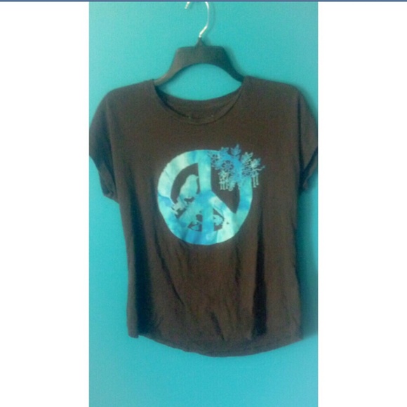 short-sleeve chocolate brown top - Picture 1 of 2
