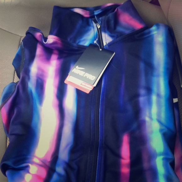 Nike Pro half zip