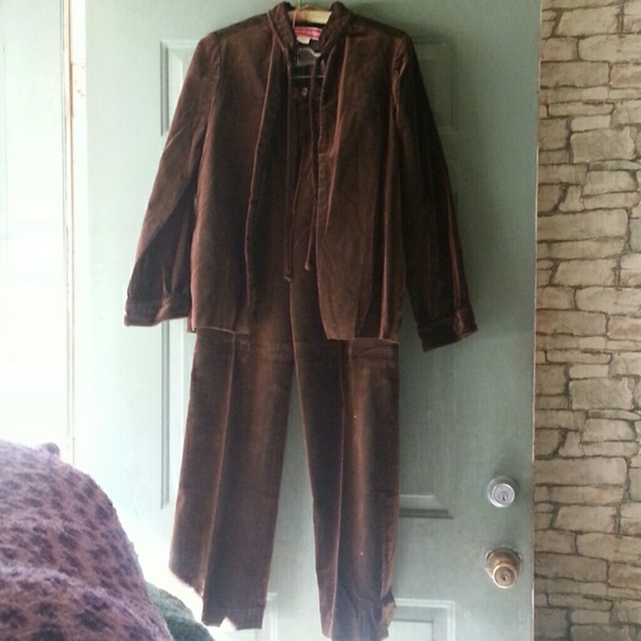 Mahogany velvet pants suit