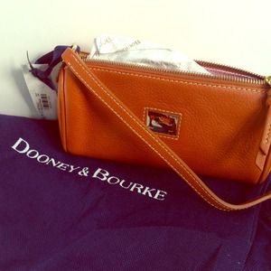 Dooney & Bourke leather barrel bag