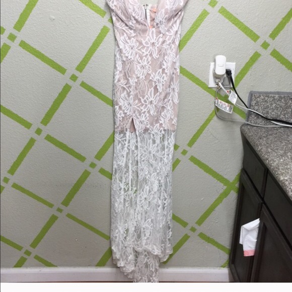 Stelly Clothing Dresses & Skirts - Lace Dress