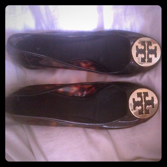 Tortoise size 9 Tory Burch flats