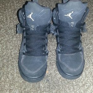 Jordan FLights  size 4Y