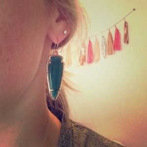 Kendra Scott Sky Earrings in Green!!!