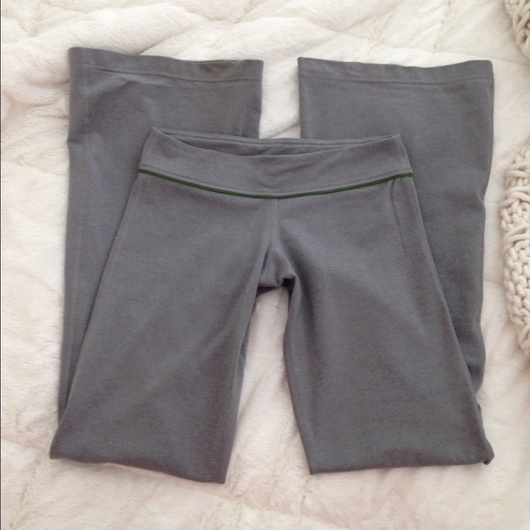 Lululemon Groove Pant - Picture 2 of 4