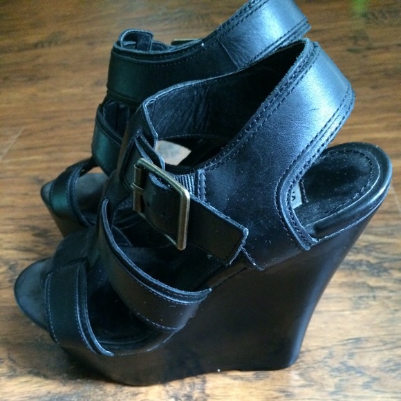 Steve Madden Chunky Wedge Sandals