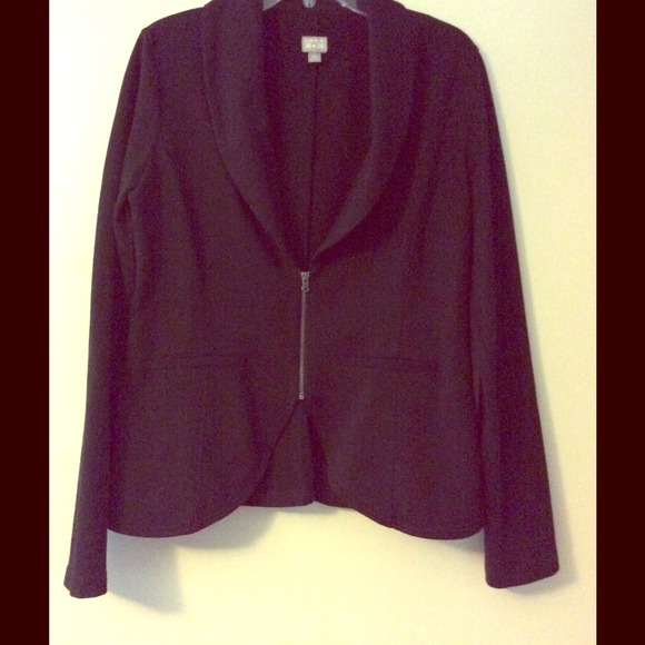 Zip up Tuxedo Jacket