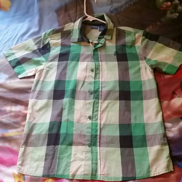 Boys button up collard shirt size 14-16