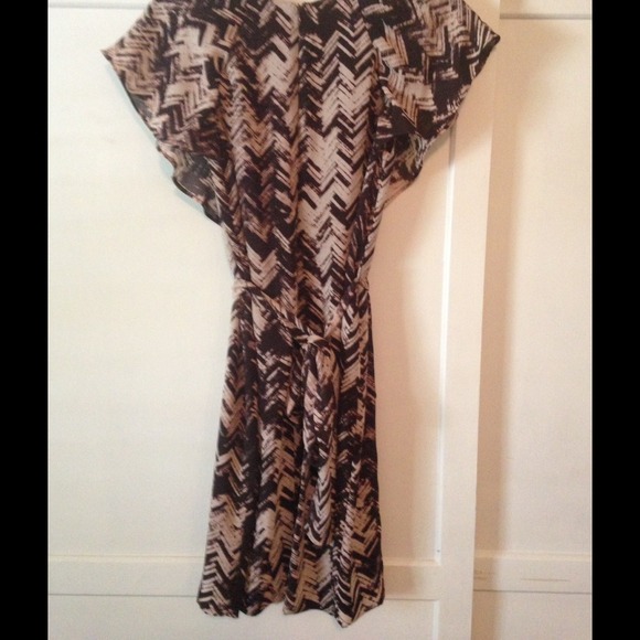 GAP Dress - Picture 2 of 2