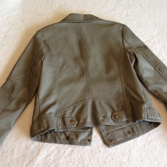 Bar III Army Green Faux Leather Moto Jacket - Picture 2 of 4