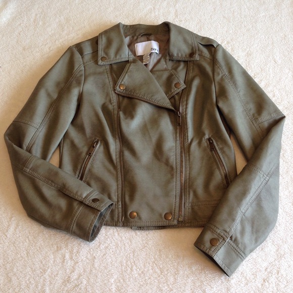 Bar III Army Green Faux Leather Moto Jacket - Picture 3 of 4
