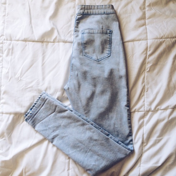 Uber High Rise Skinny Jeans